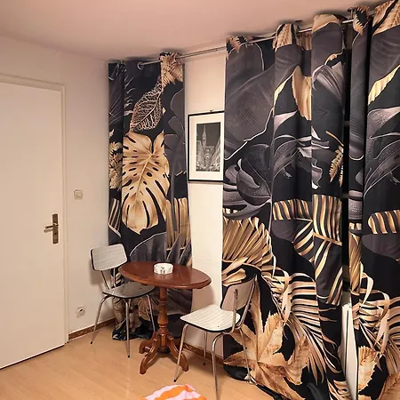 Apartment In Center *